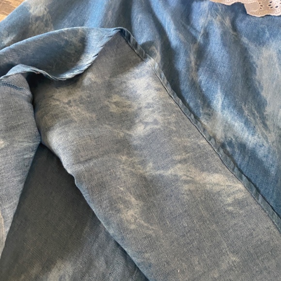 NWT 5RUE denim one shoulder dress w white eyelet ruffle trim Sz Medium MSRP $192 - Picture 15 of 15